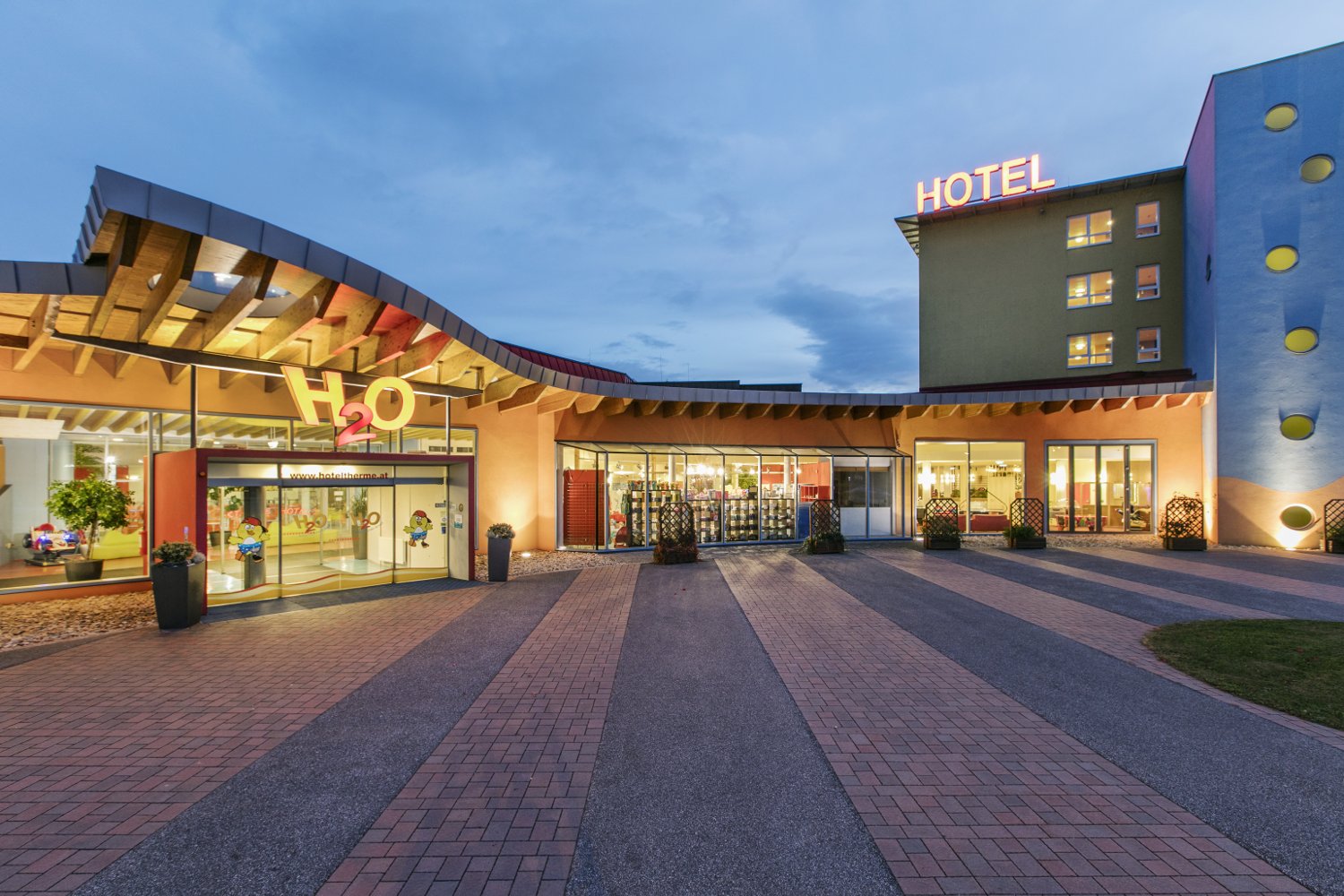 H2O Hotel-Therme-Resort