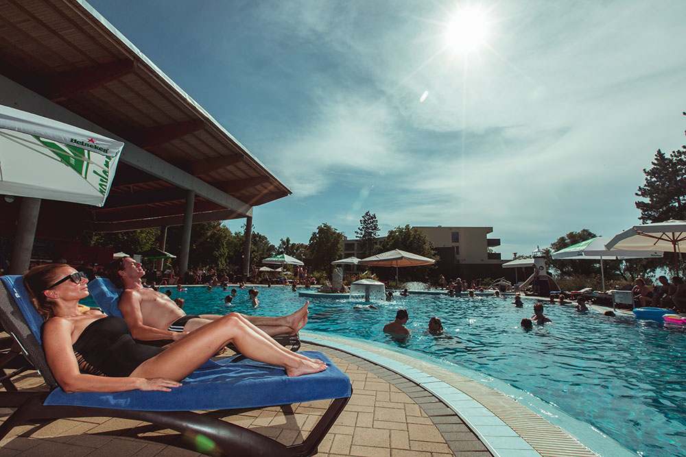 Hotel Azúr Premium
