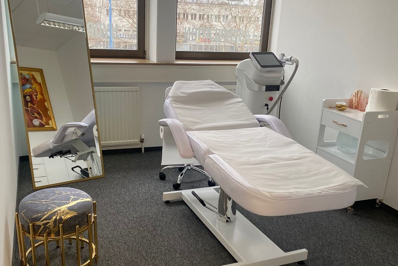 Dr. Brows Vienna 1210