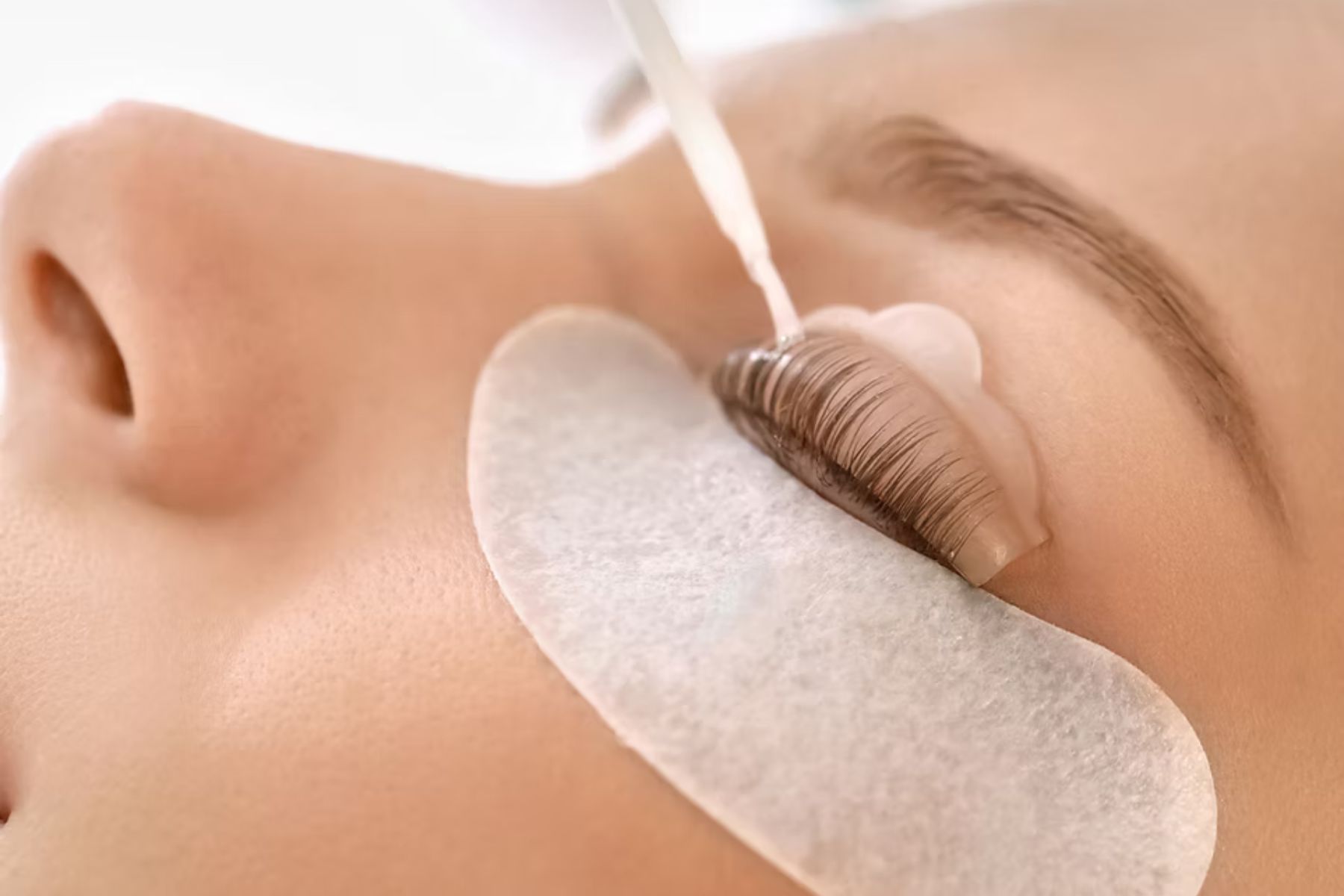ARTISTE Make-up & Beauty Studio