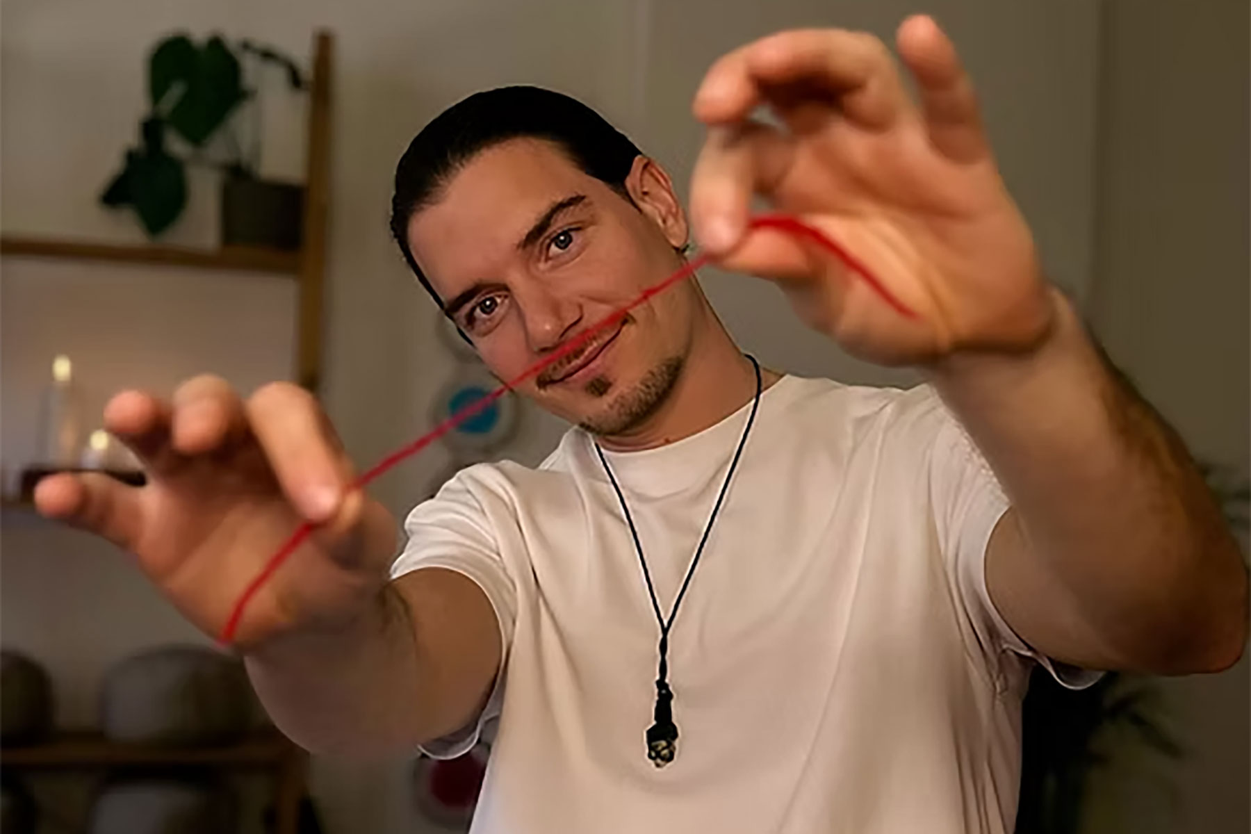 Der rote Faden – Massage & Energetik