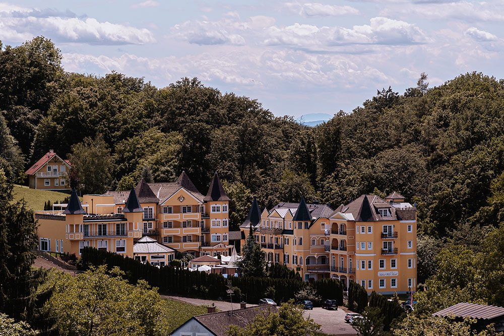 &copy; Schl&ouml;ssl Hotel Kindl ****