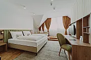 &copy; Burghotel Schlaining