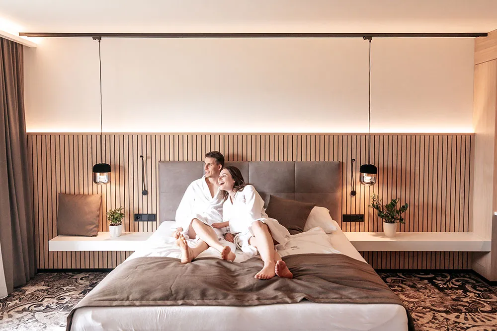 &copy; Hotel & Therme NOVA