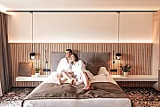 &copy; Hotel & Therme NOVA