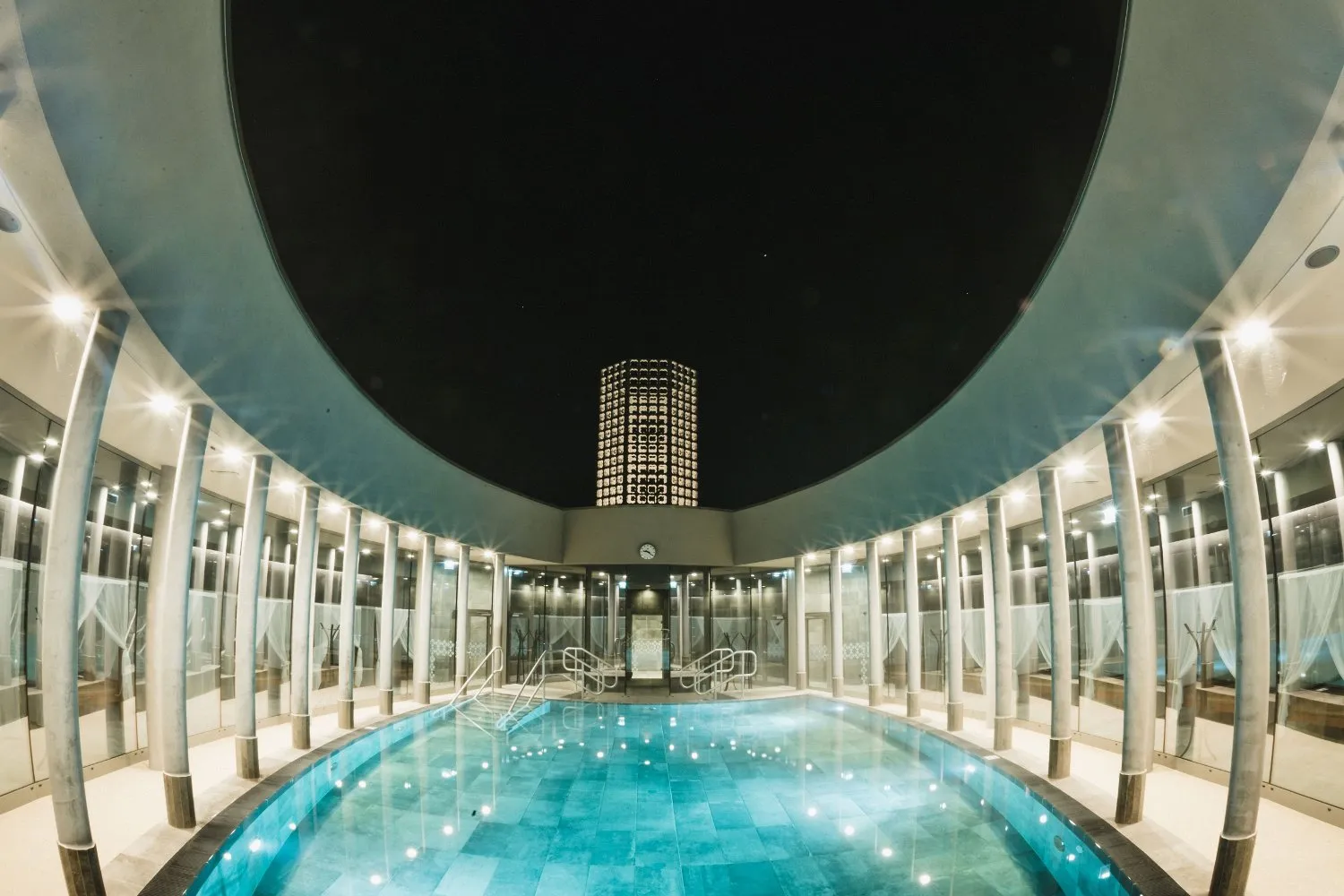 Therme Laa Pfanzl Media