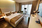 Therme Laa Pflanzl Media