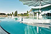 Therme Laa