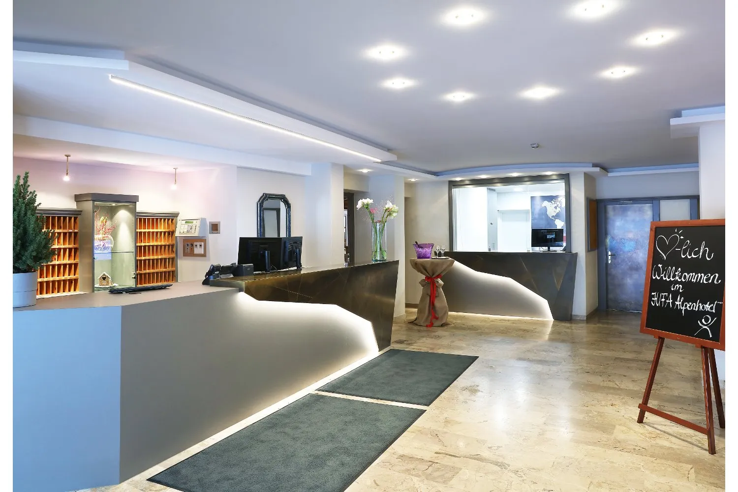 JUFA Alpenhotel Saalbach ****