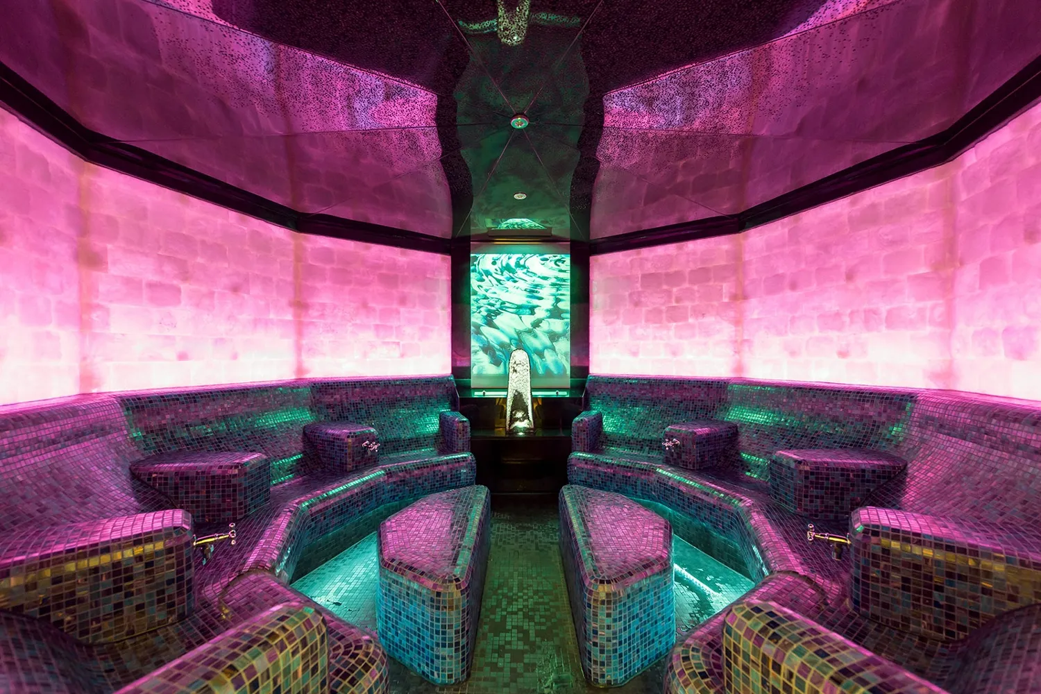 Hotel AQUA DOME ****Superior