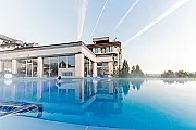 &copy; AVITA Resort