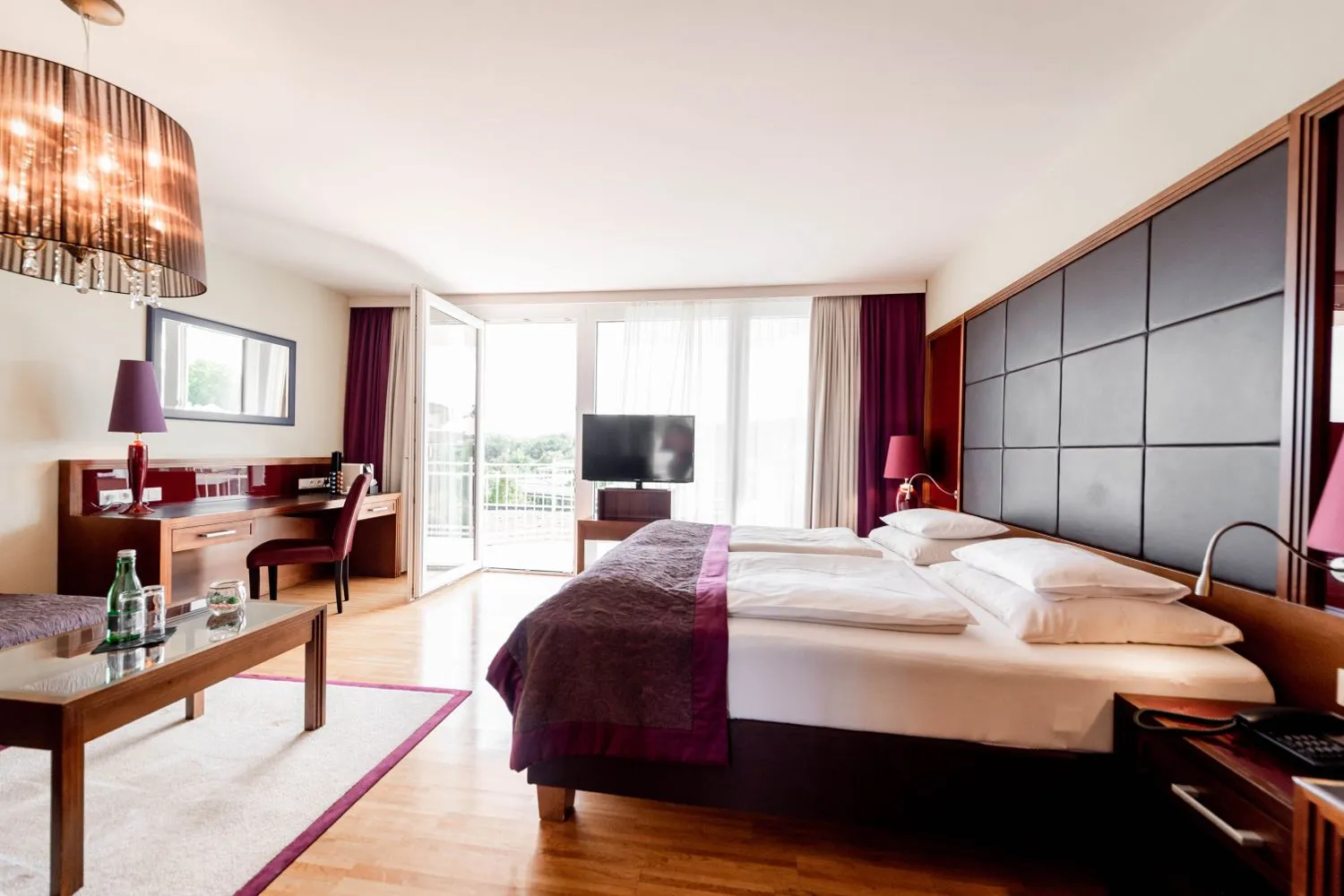 &copy; AVITA Resort