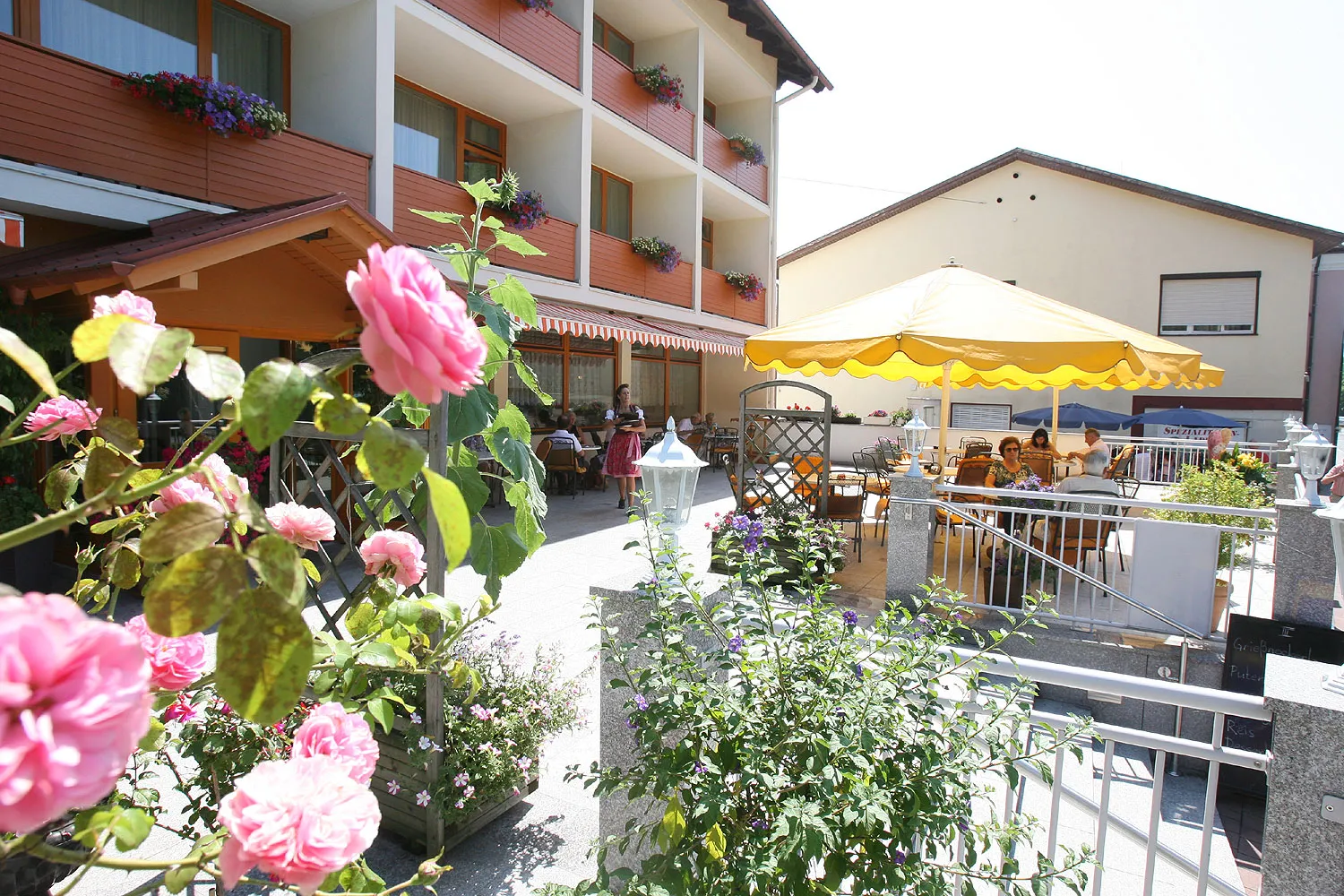 Hotel zum Kastell ***