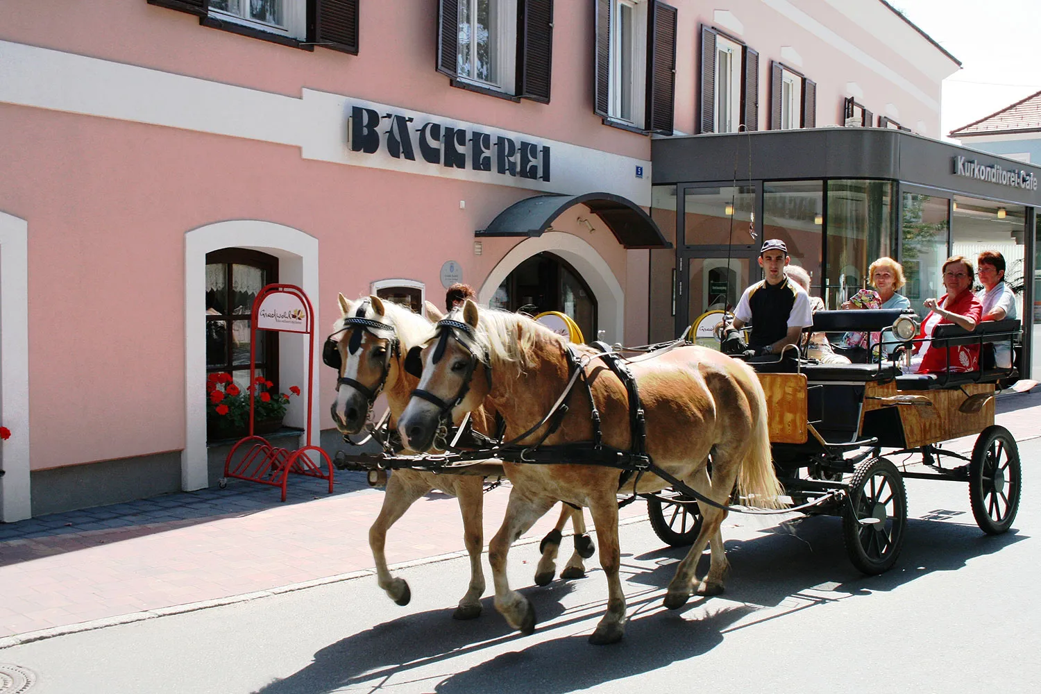 Hotel zum Kastell ***