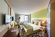 &copy;EurothermenResorts