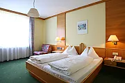 Sport-Hotel-Kurz ***