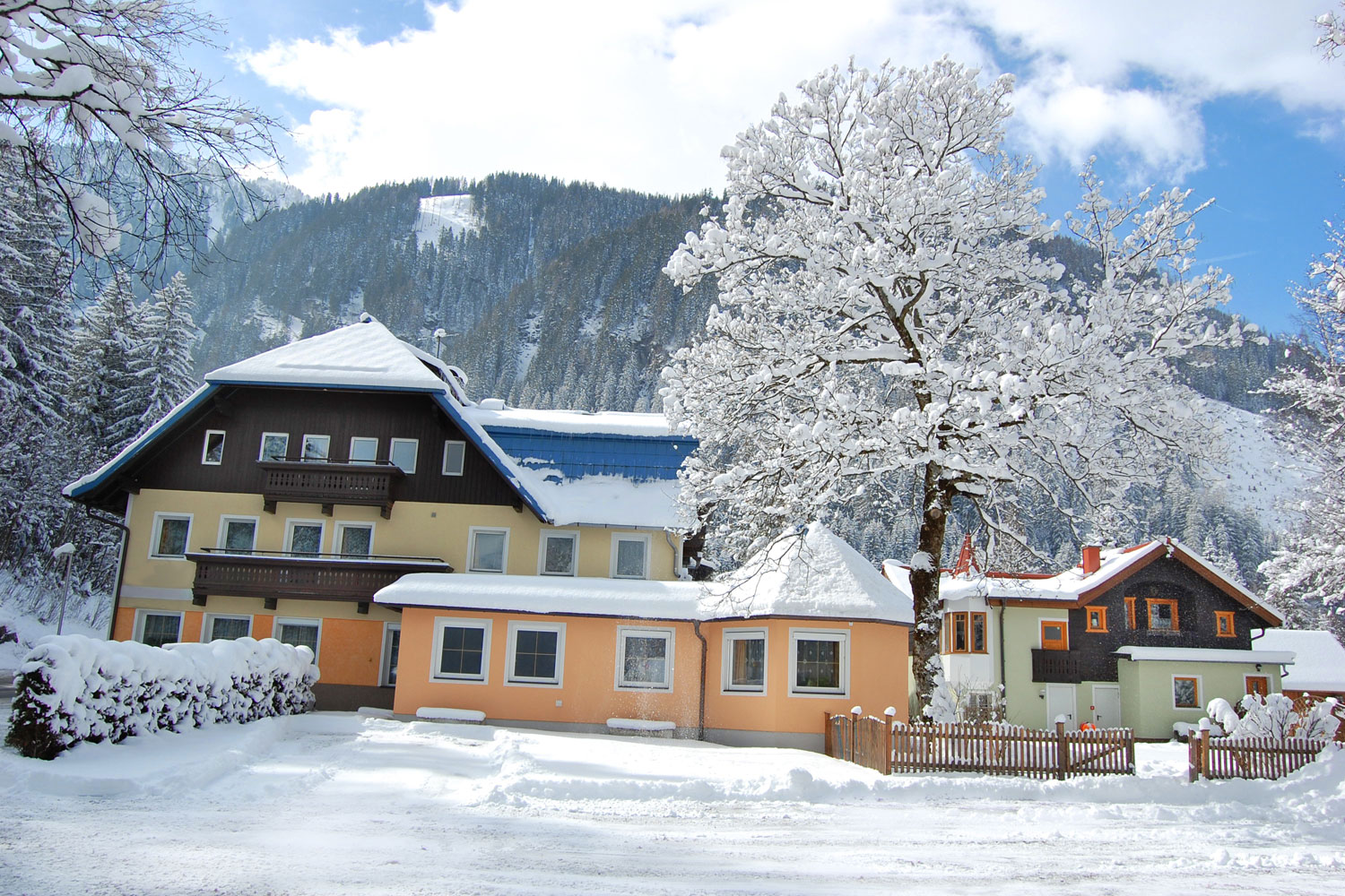 GRUBERS Hotel Apartments Gastein ***