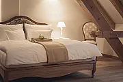 &copy; Schloss Thalheim