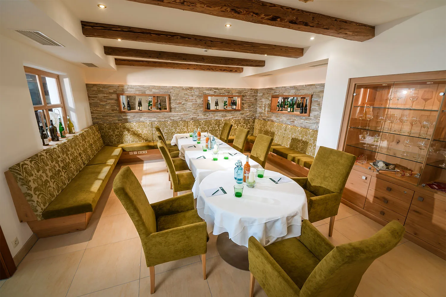 Gartenhotel & Weingut Pfeffel ****
