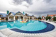 Heil- und Wellnessbad S&aacute;rv&aacute;r