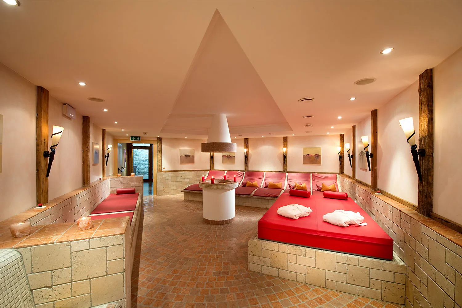 Hotel K&ouml;niggut