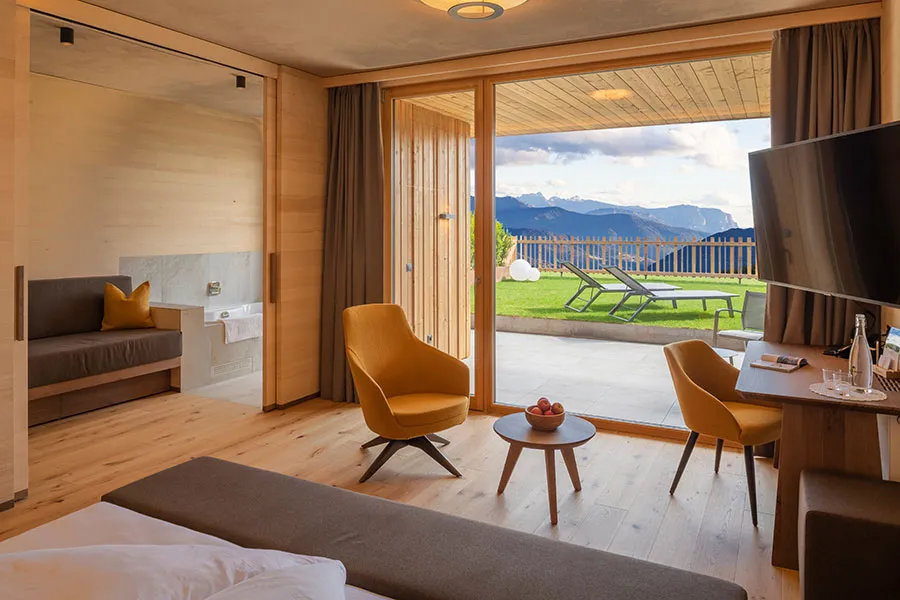 &copy; Tratterhof Mountain Sky Hotel - Moving Pictures