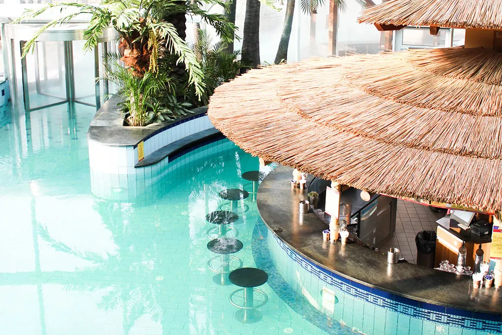 &copy;EurothermenResorts