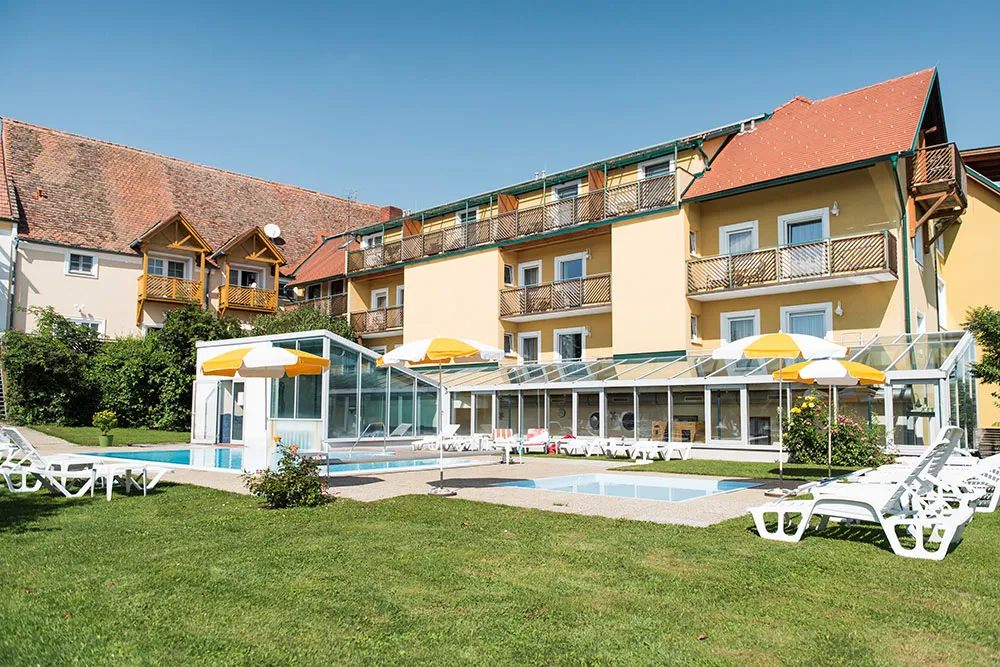 &copy; Ballonhotel Thaller ****